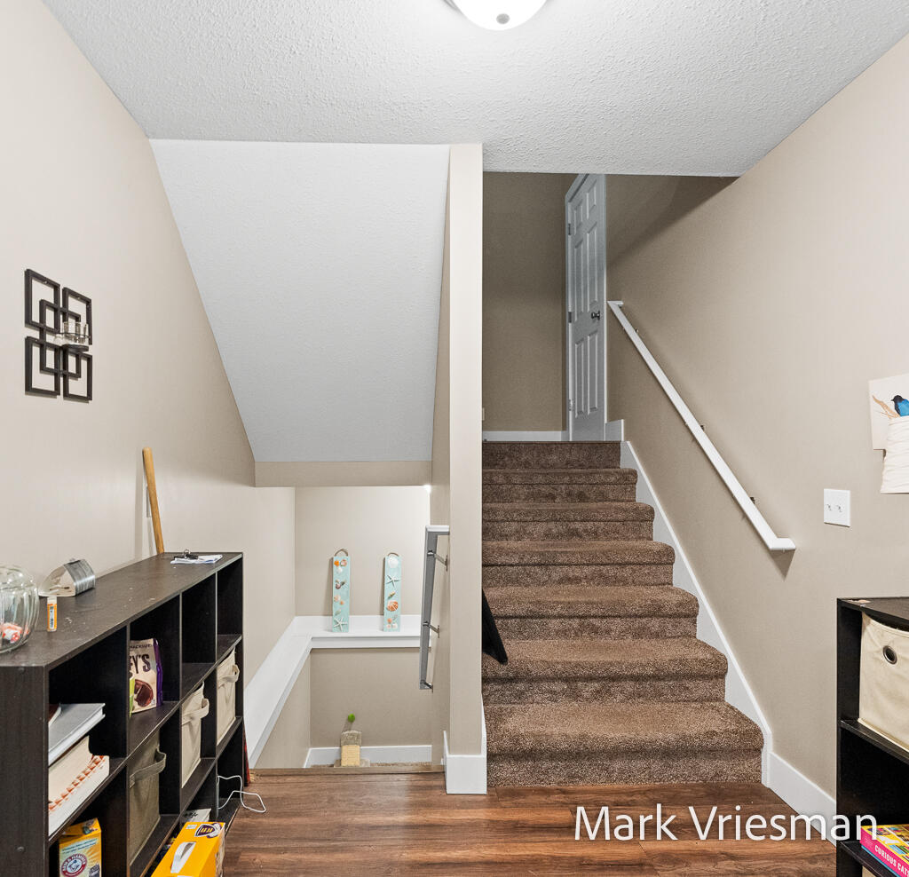 1032 W Barney Avenue Muskegon MI 49441