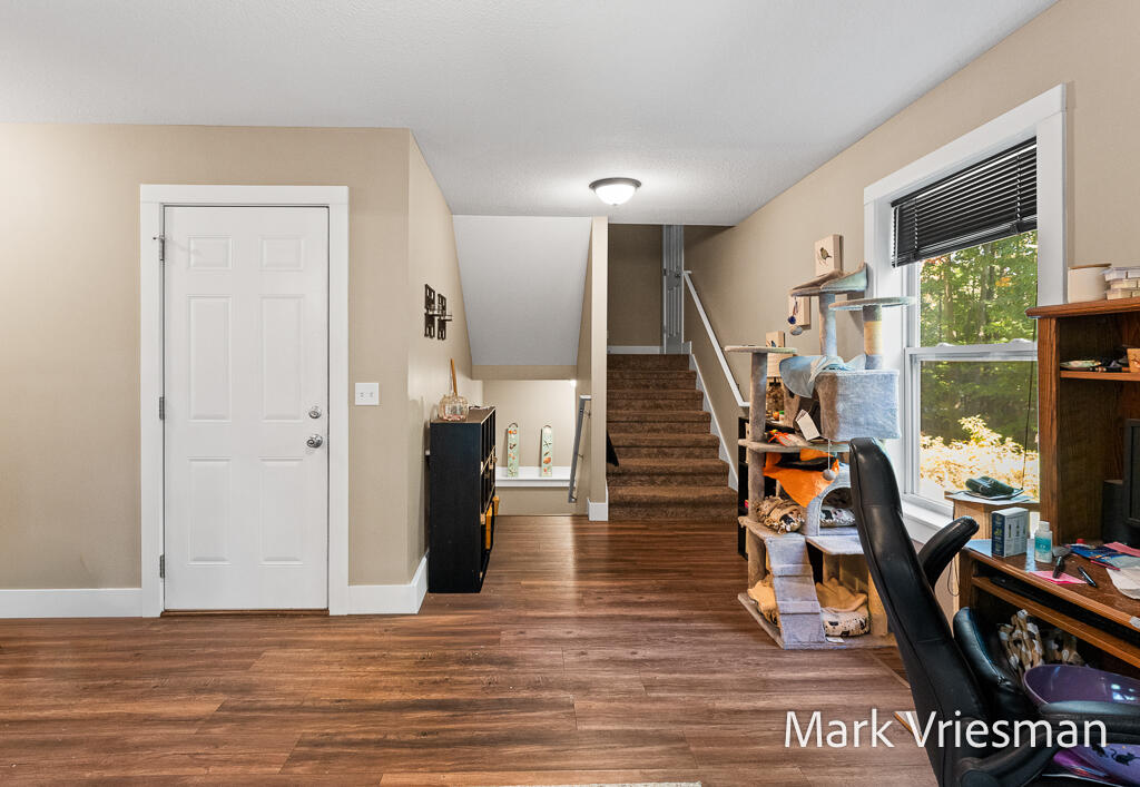 1032 W Barney Avenue Muskegon MI 49441