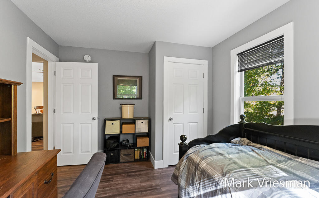 1032 W Barney Avenue Muskegon MI 49441