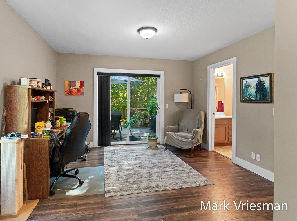 1032 W Barney Avenue Muskegon MI 49441