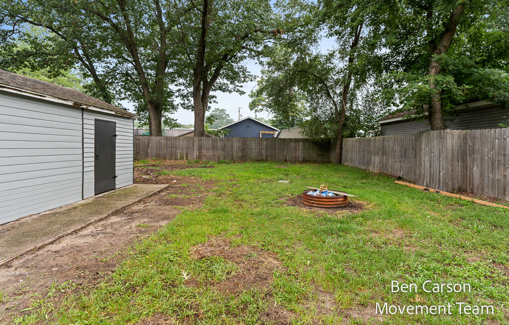 2891 Bailey Street Norton Shores MI 49444