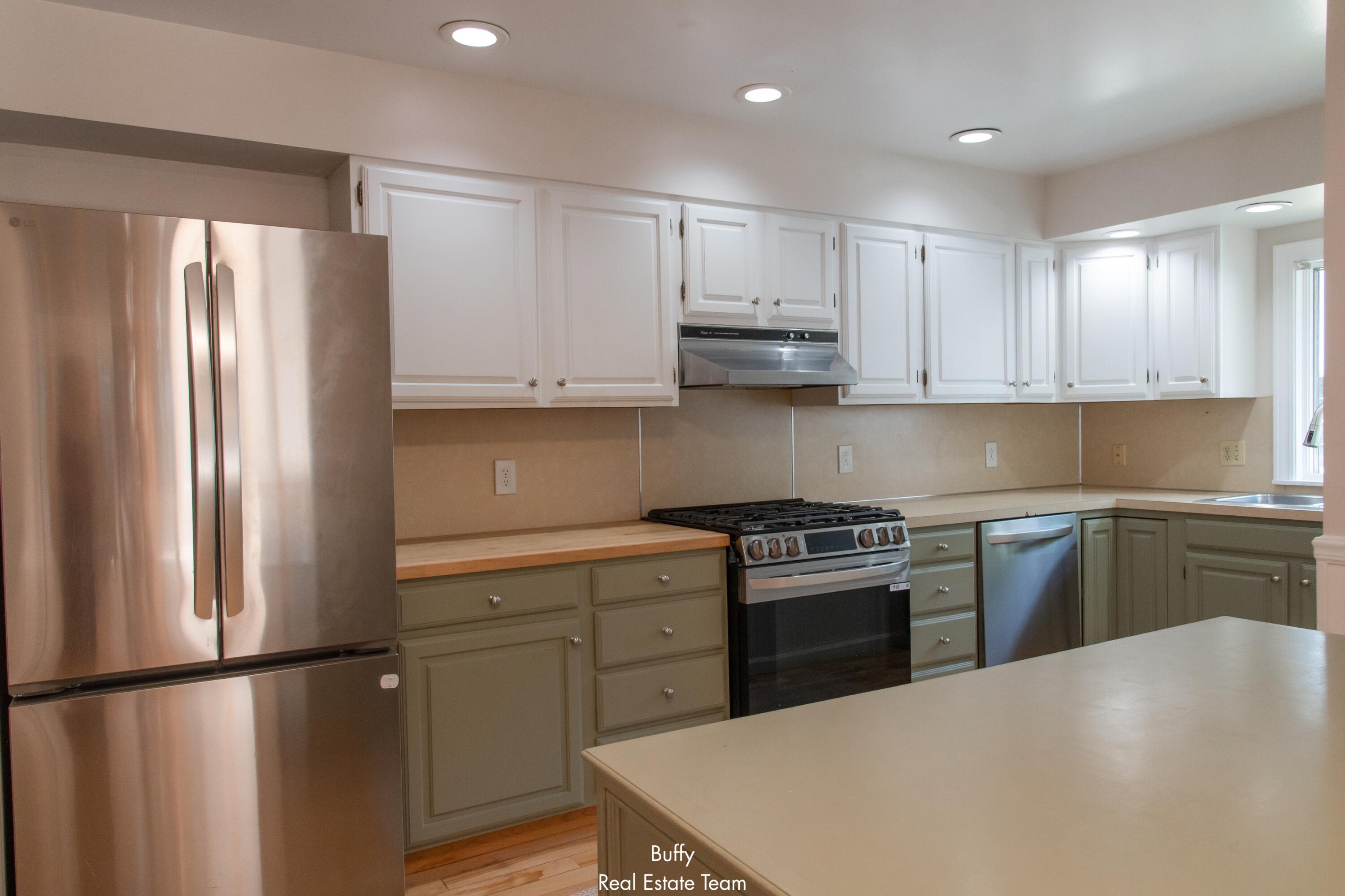 521 Leggat Street Grand Haven MI 49417