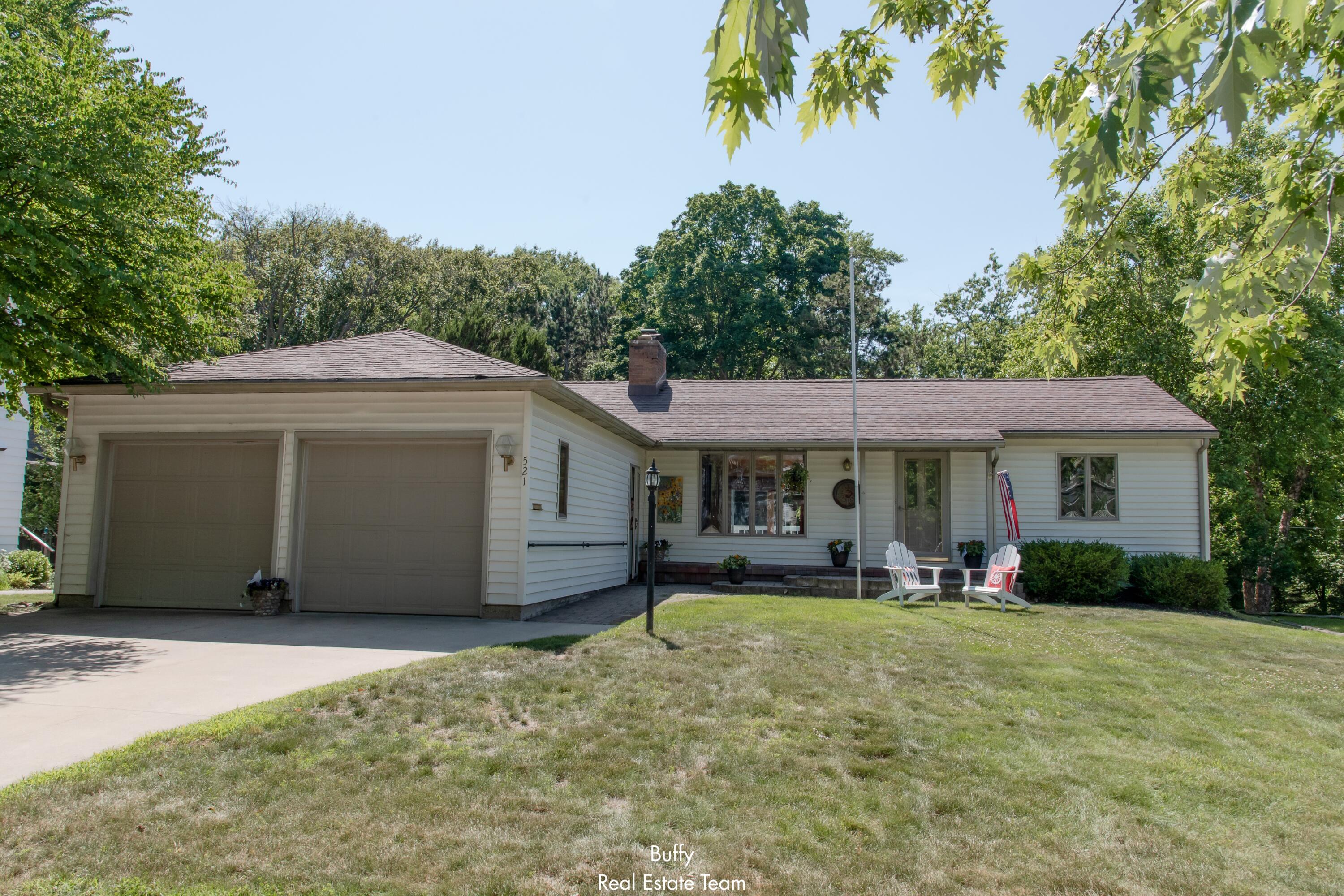 521 Leggat Street Grand Haven MI 49417