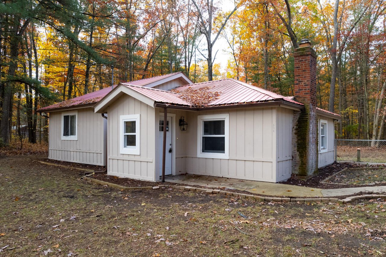 1274 42nd Street Allegan MI 49010