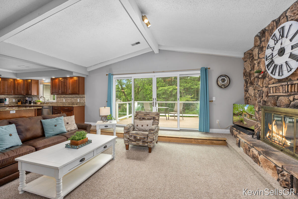 7710 Cascade Pines Drive SE Grand Rapids MI 49546