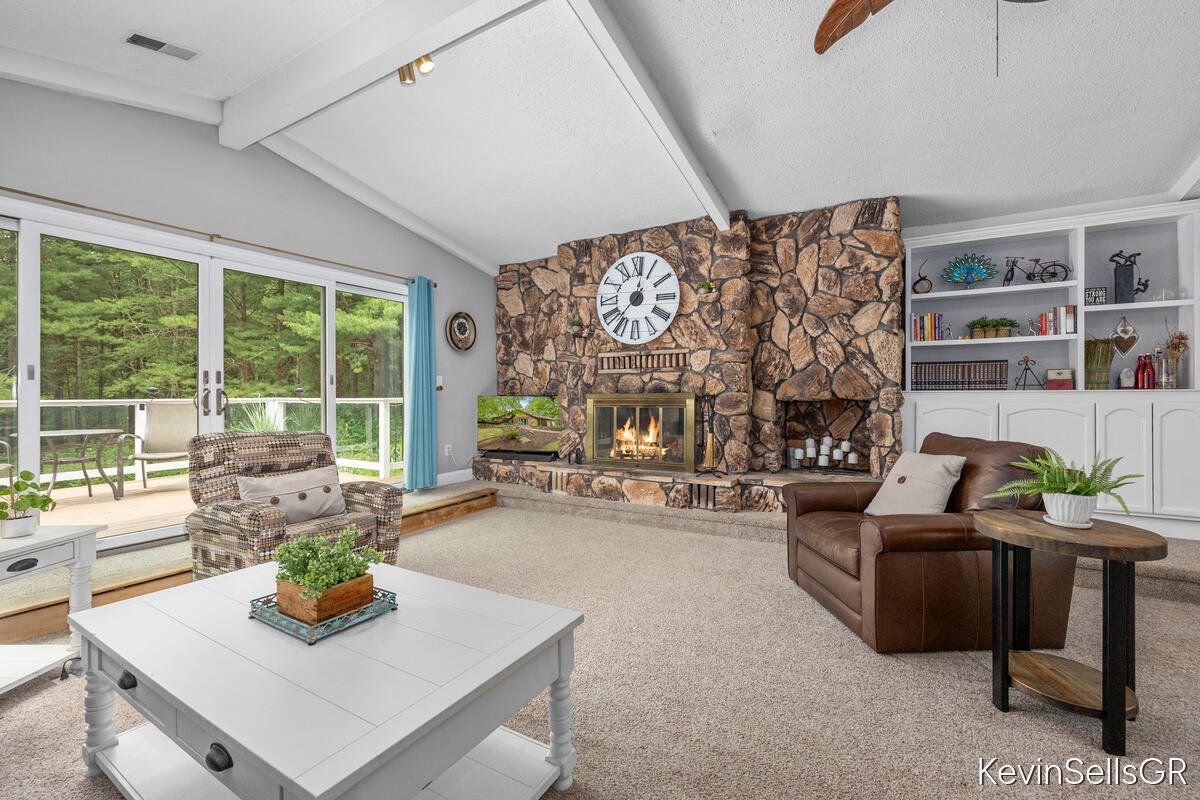 7710 Cascade Pines Drive SE Grand Rapids MI 49546