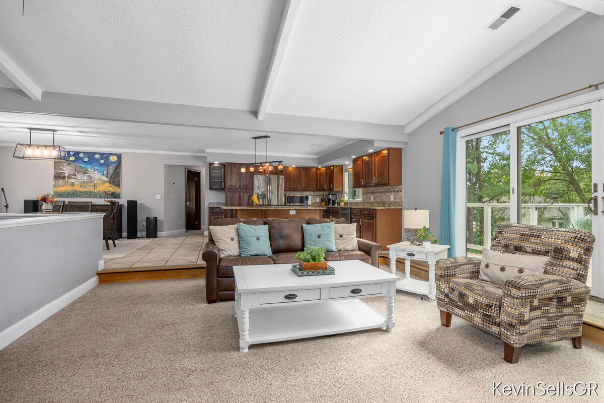 7710 Cascade Pines Drive SE Grand Rapids MI 49546