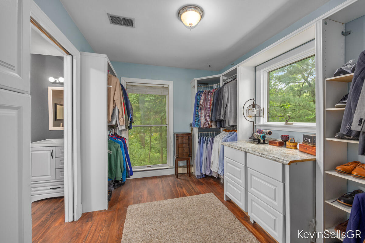 7710 Cascade Pines Drive SE Grand Rapids MI 49546