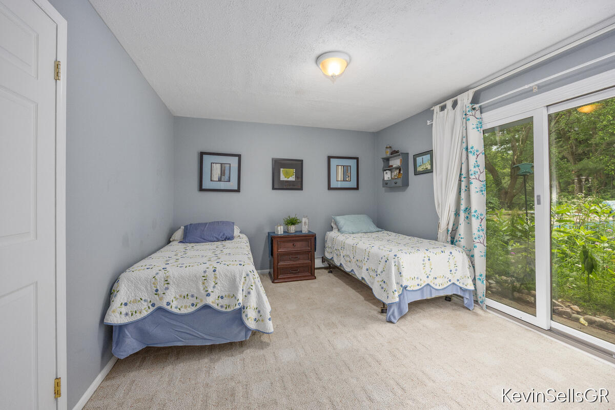 7710 Cascade Pines Drive SE Grand Rapids MI 49546