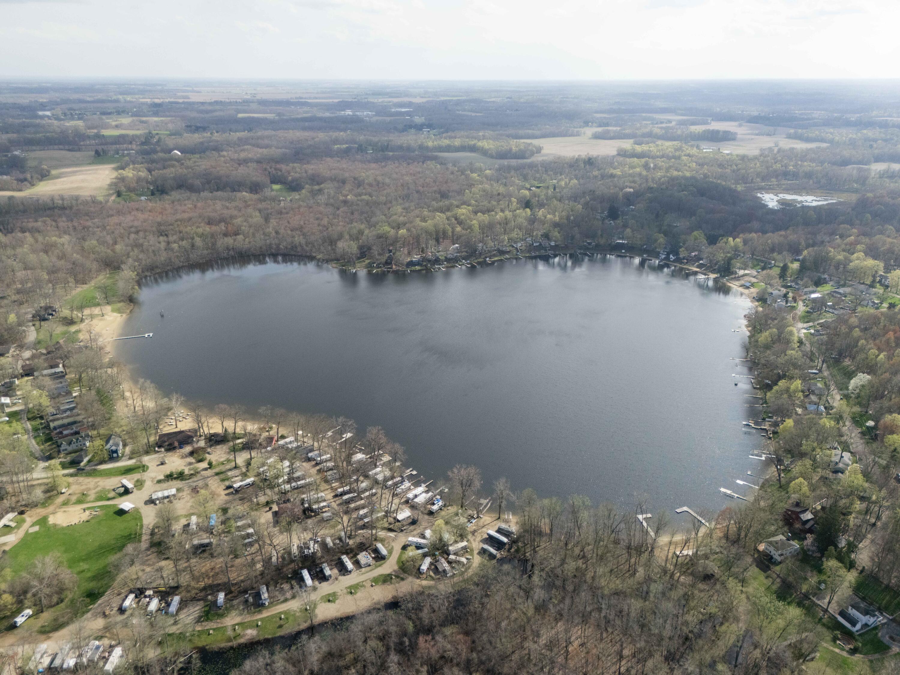 15899 Lakeview Drive Buchanan MI 49107