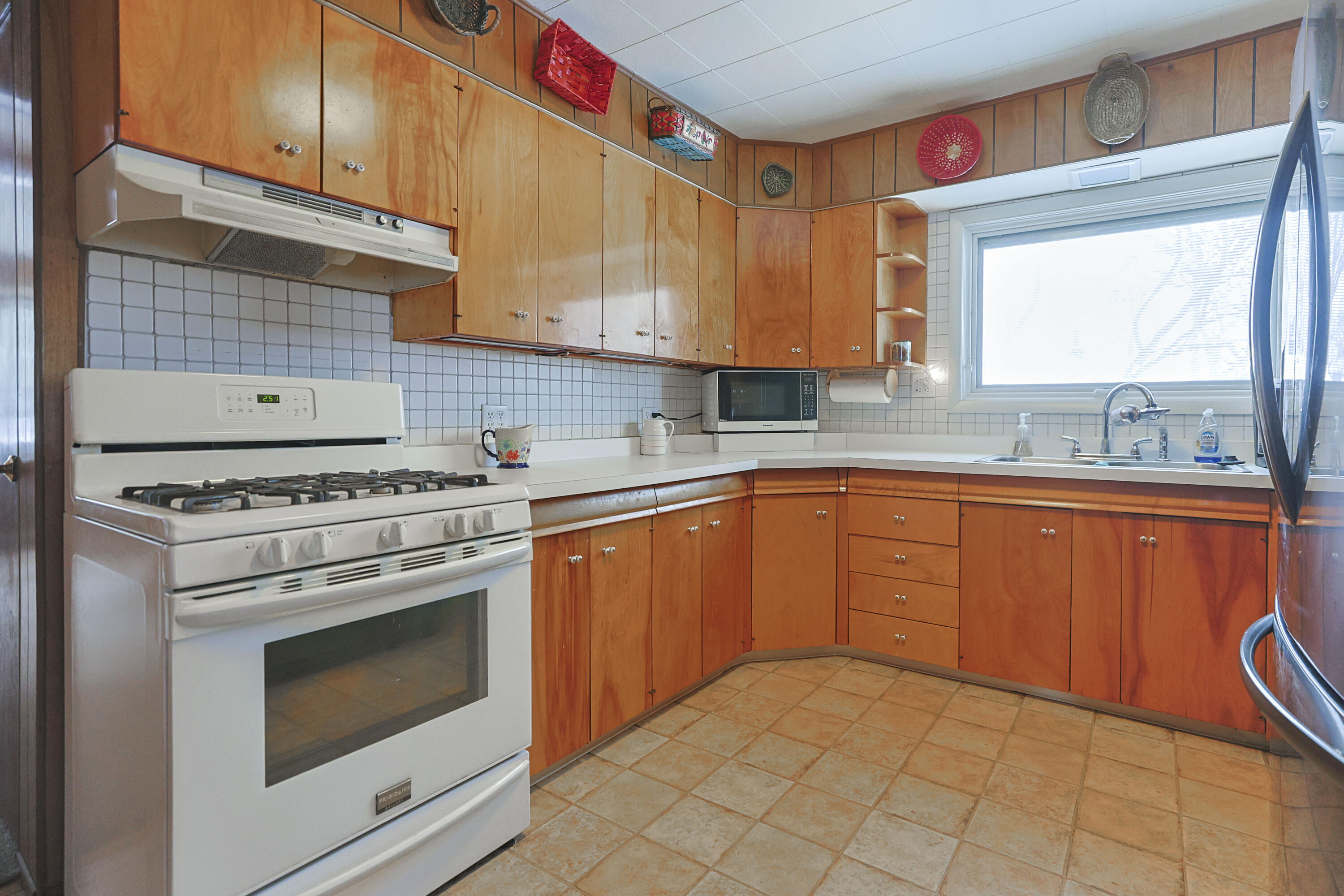 15899 Lakeview Drive Buchanan MI 49107