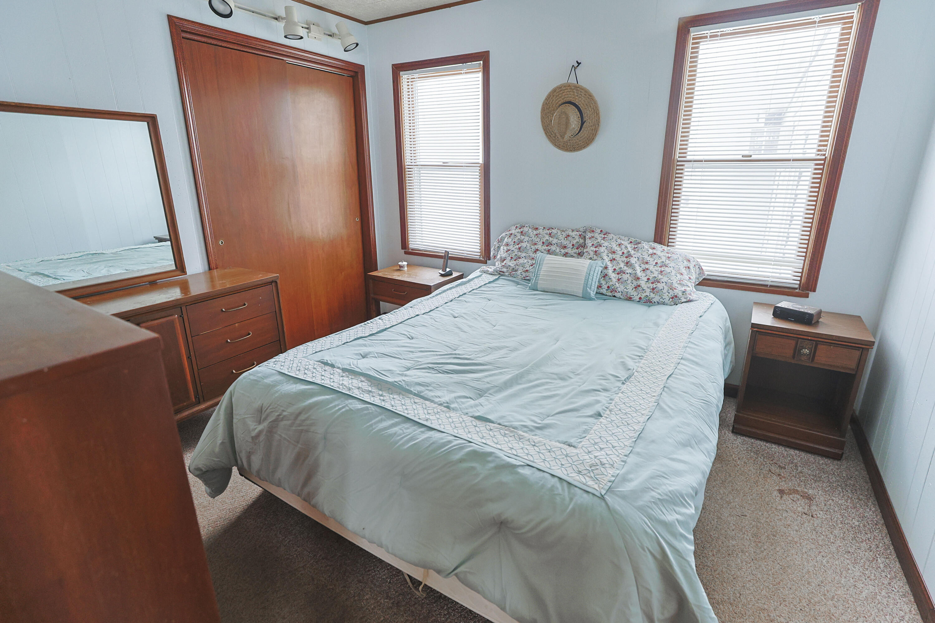 15899 Lakeview Drive Buchanan MI 49107