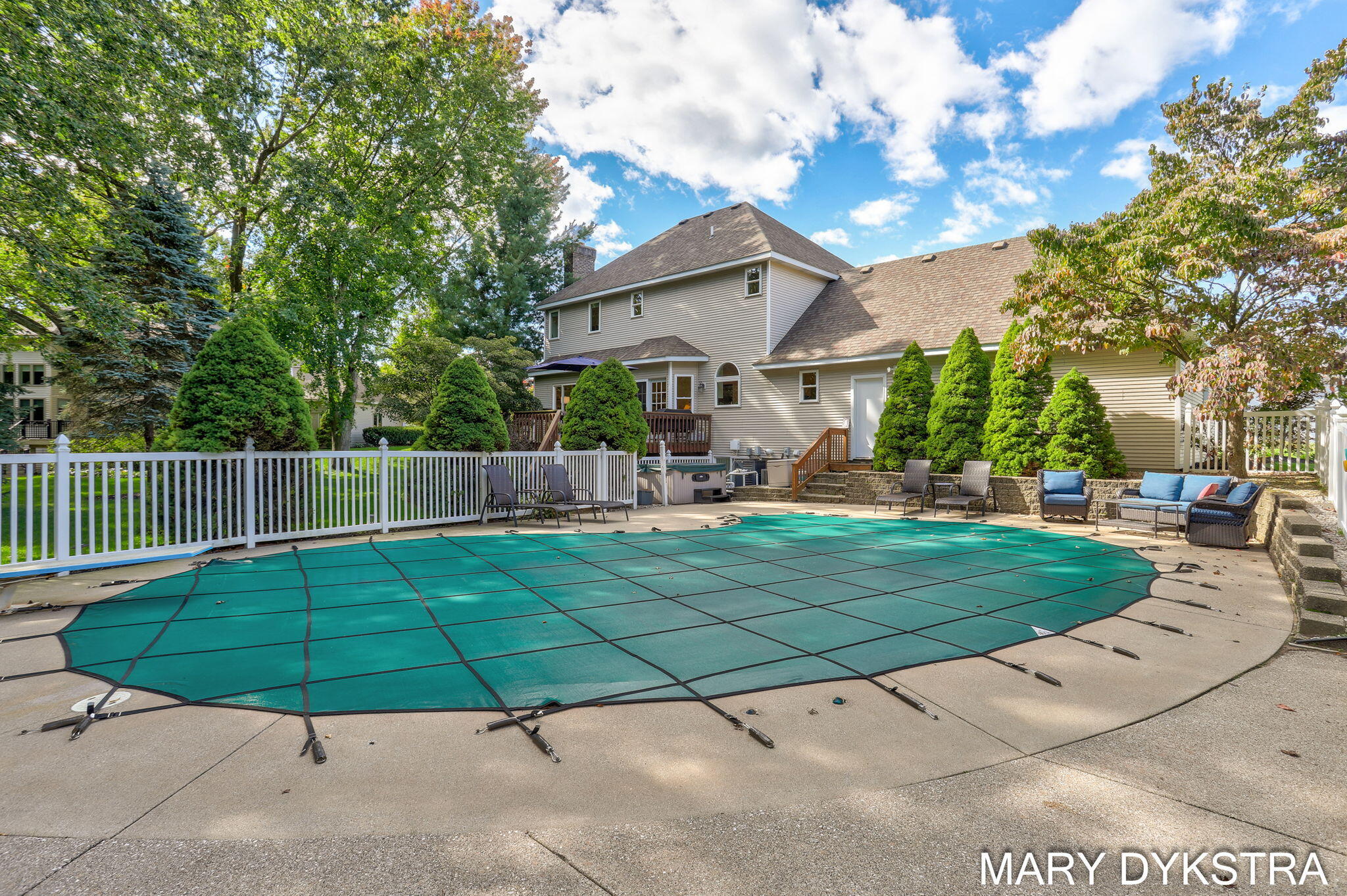 145 Bay Meadows Drive Holland MI 49424