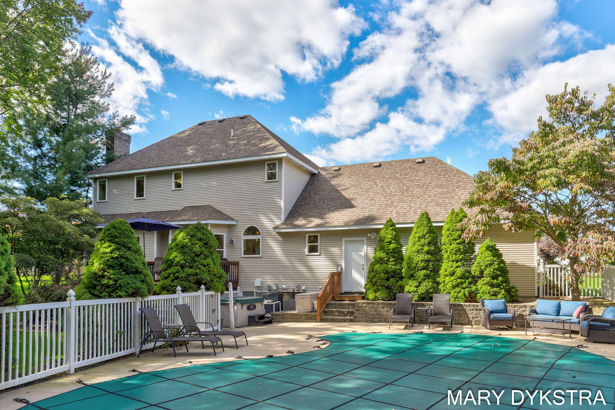 145 Bay Meadows Drive Holland MI 49424