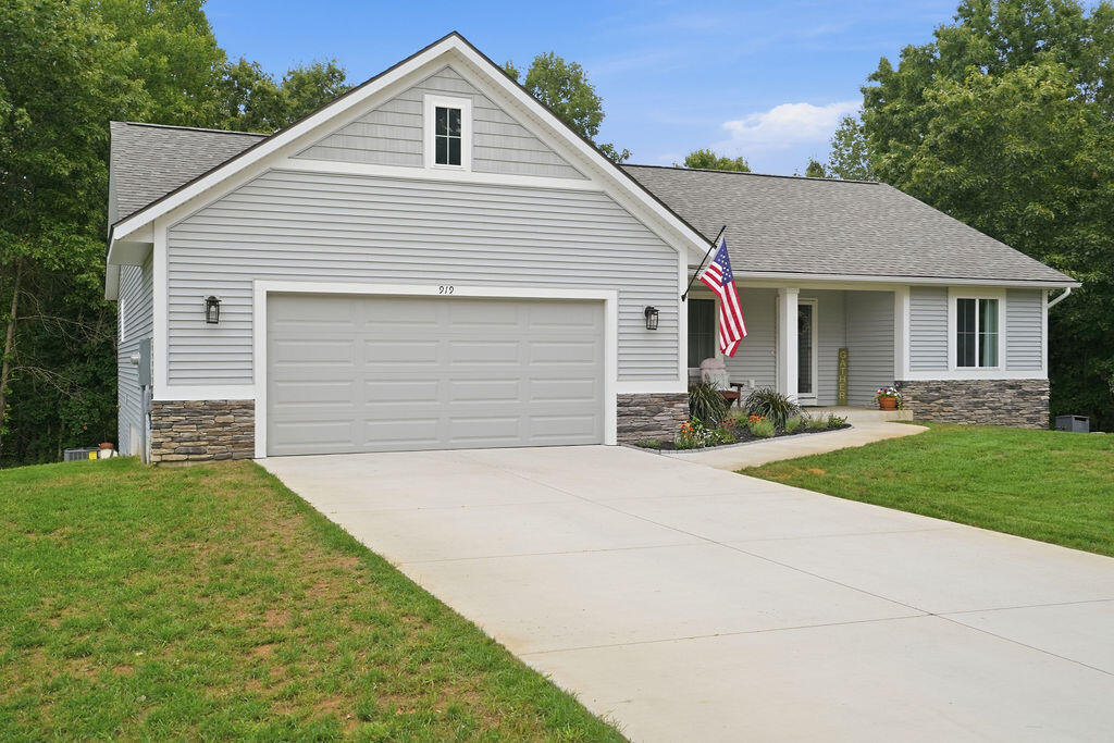 919 Armintrout Ridge Court Allegan MI 49010
