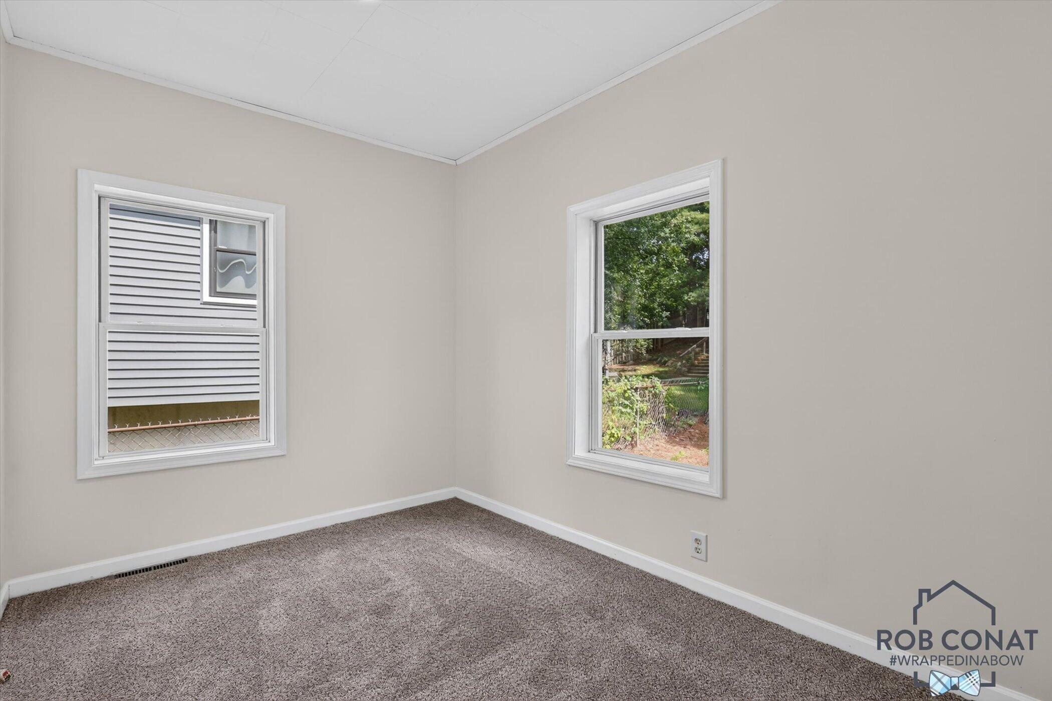 1662 Bristol Avenue NW Grand Rapids MI 49504
