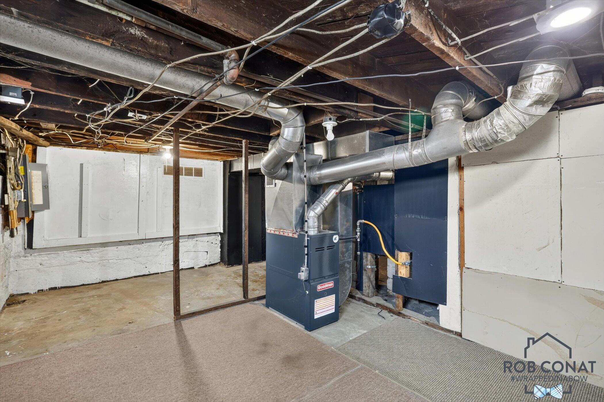 1662 Bristol Avenue NW Grand Rapids MI 49504