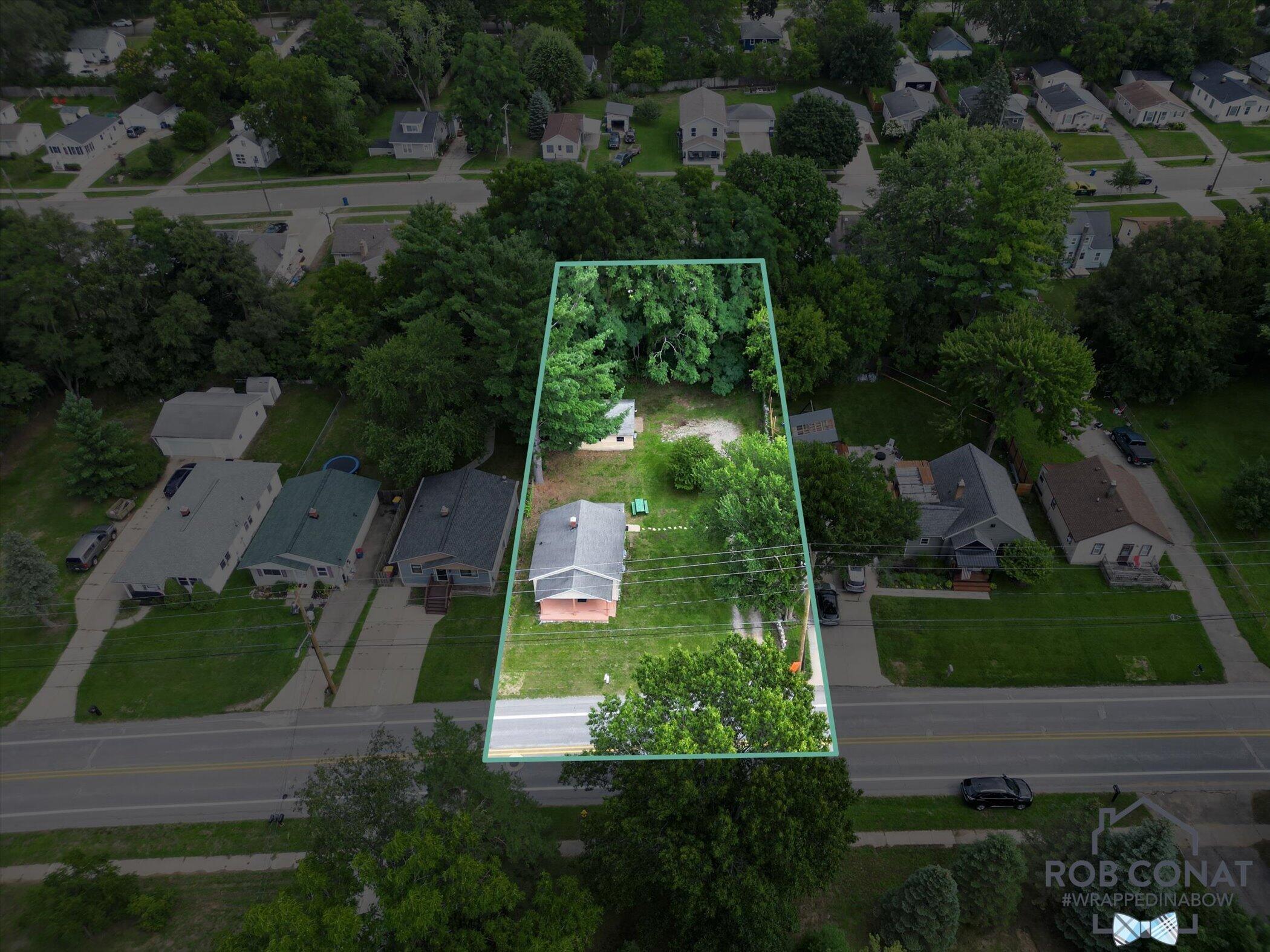 1662 Bristol Avenue NW Grand Rapids MI 49504