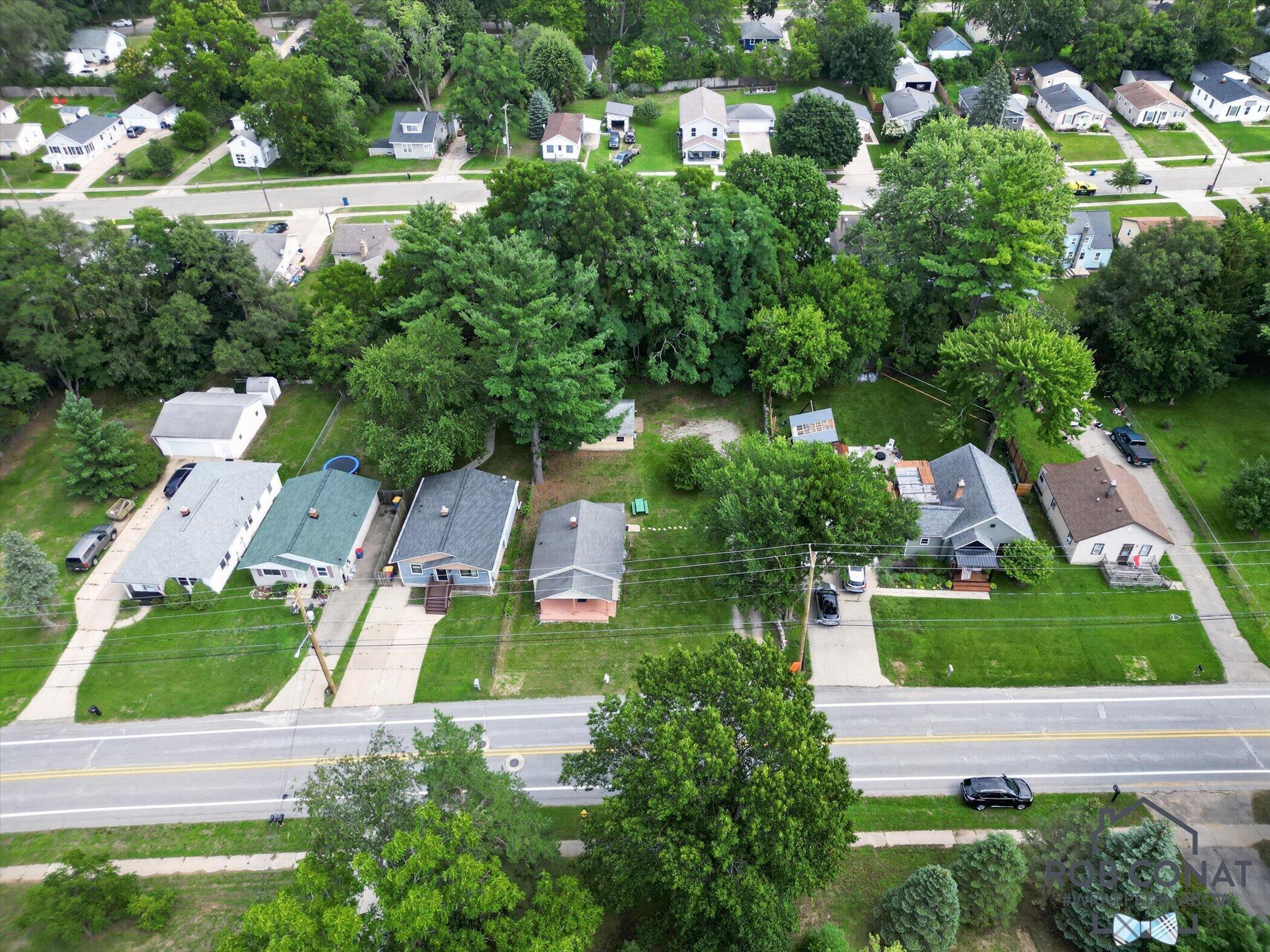 1662 Bristol Avenue NW Grand Rapids MI 49504