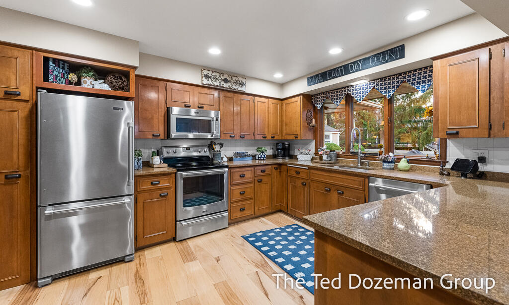 1182 Euna Vista Drive Holland MI 49423