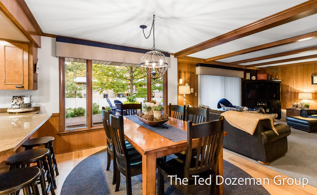 1182 Euna Vista Drive Holland MI 49423