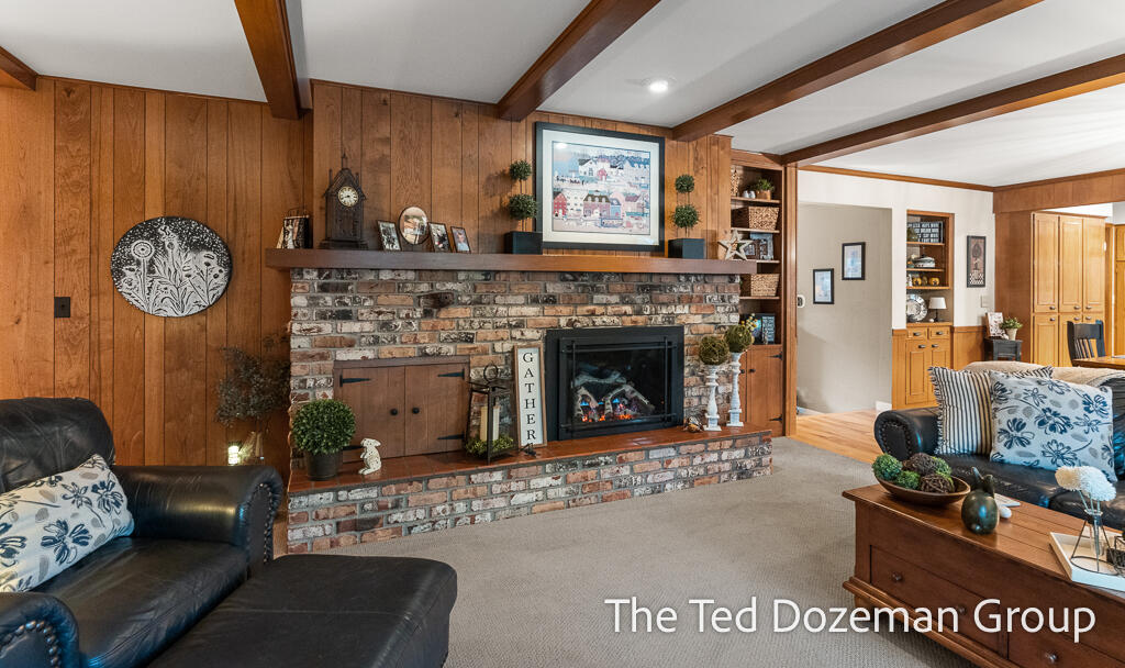 1182 Euna Vista Drive Holland MI 49423