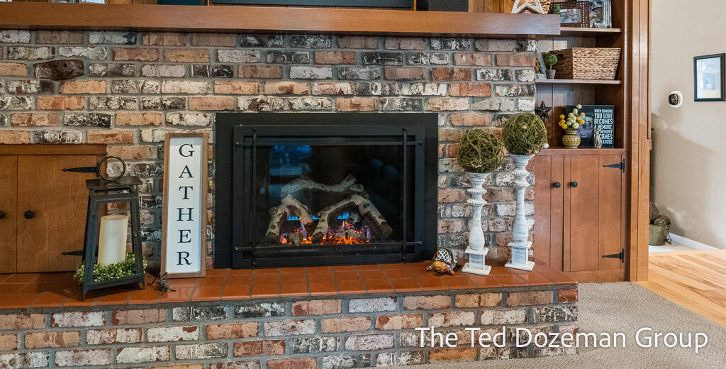 1182 Euna Vista Drive Holland MI 49423