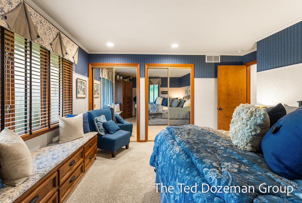 1182 Euna Vista Drive Holland MI 49423