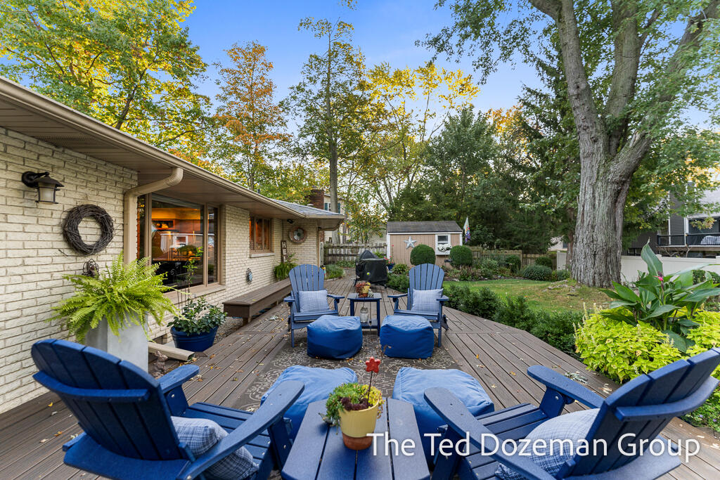1182 Euna Vista Drive Holland MI 49423