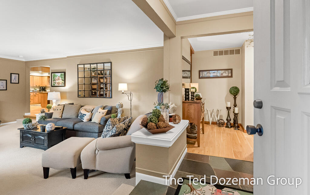 1182 Euna Vista Drive Holland MI 49423