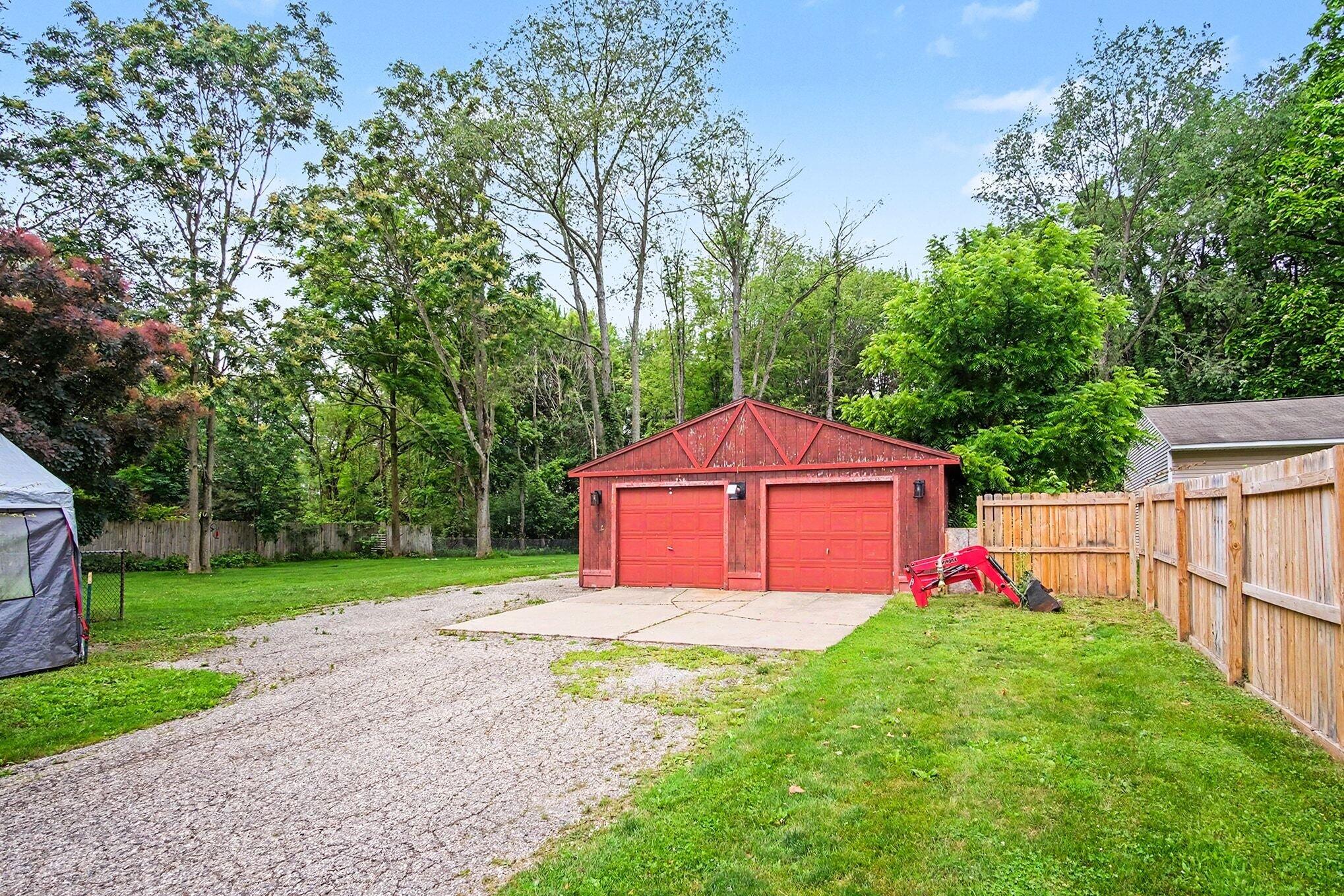 1229 Maplerow Avenue NW Grand Rapids MI 49534
