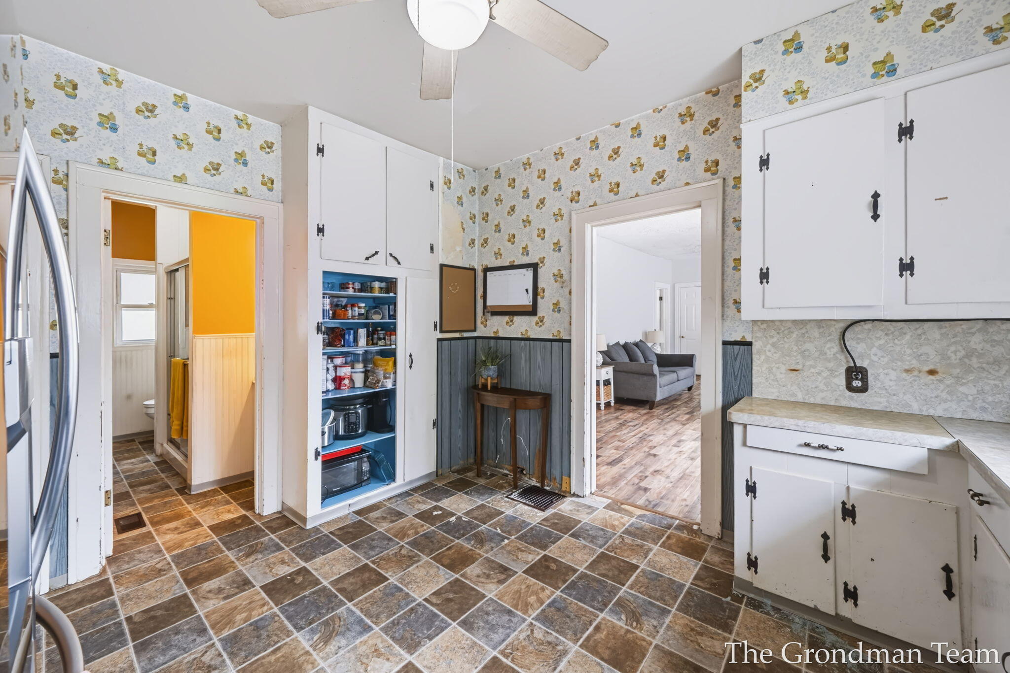 513 Spring Avenue NE Grand Rapids MI 49503