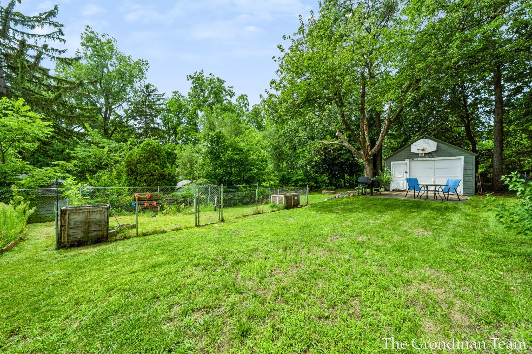 513 Spring Avenue NE Grand Rapids MI 49503