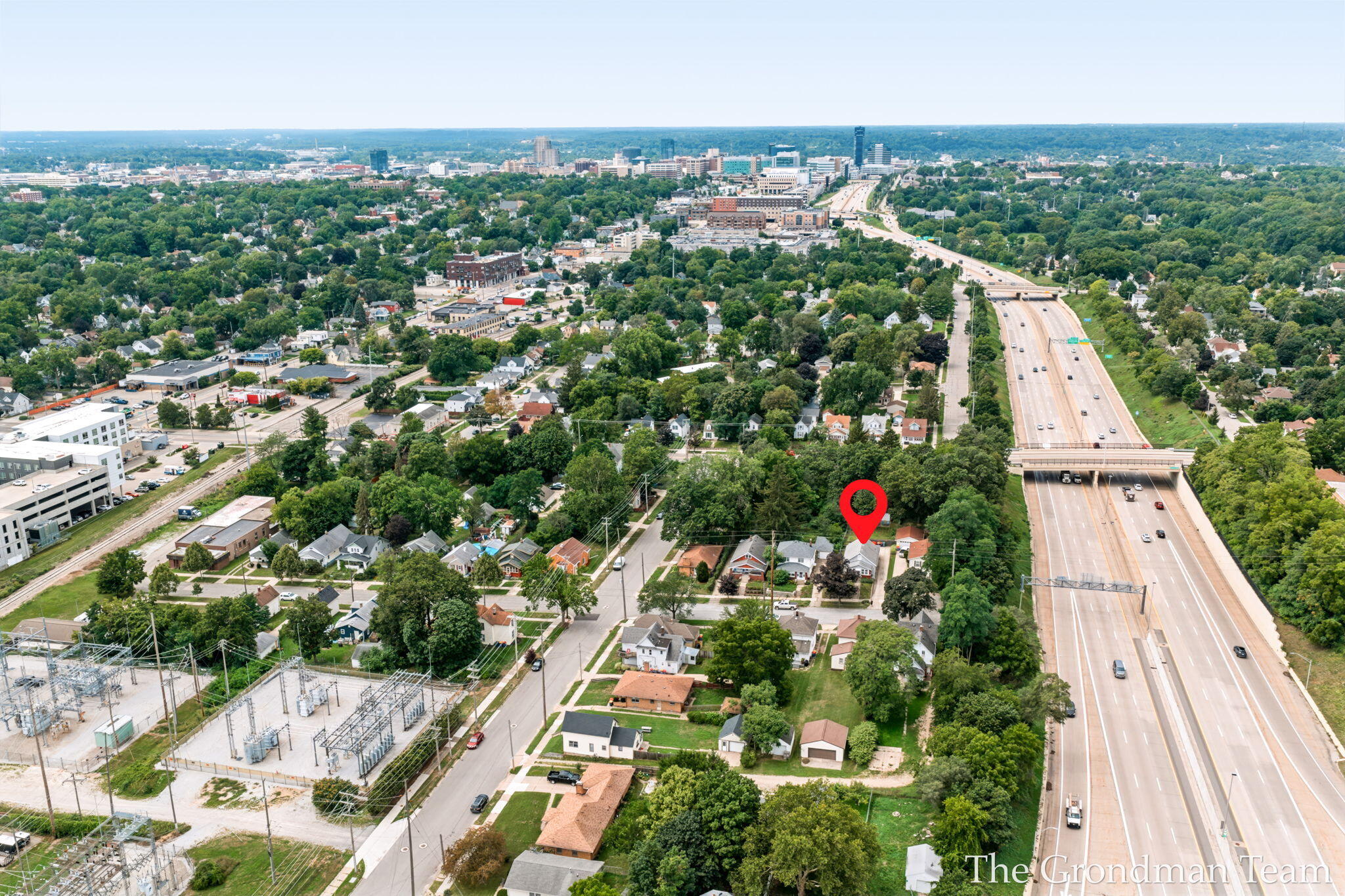 513 Spring Avenue NE Grand Rapids MI 49503