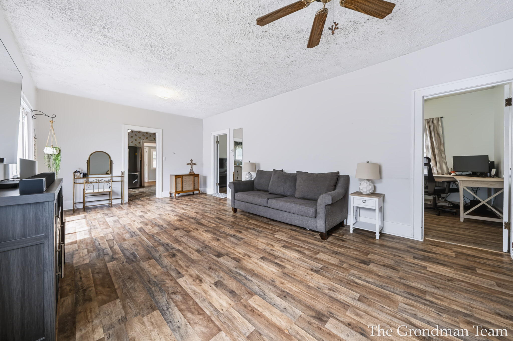 513 Spring Avenue NE Grand Rapids MI 49503