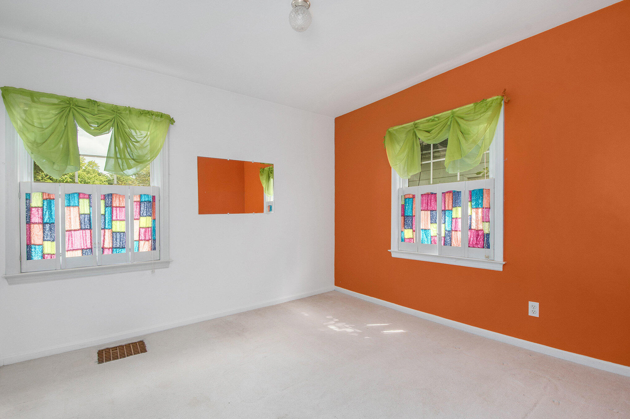 1041 Keneberry Way SE East Grand Rapids MI 49506