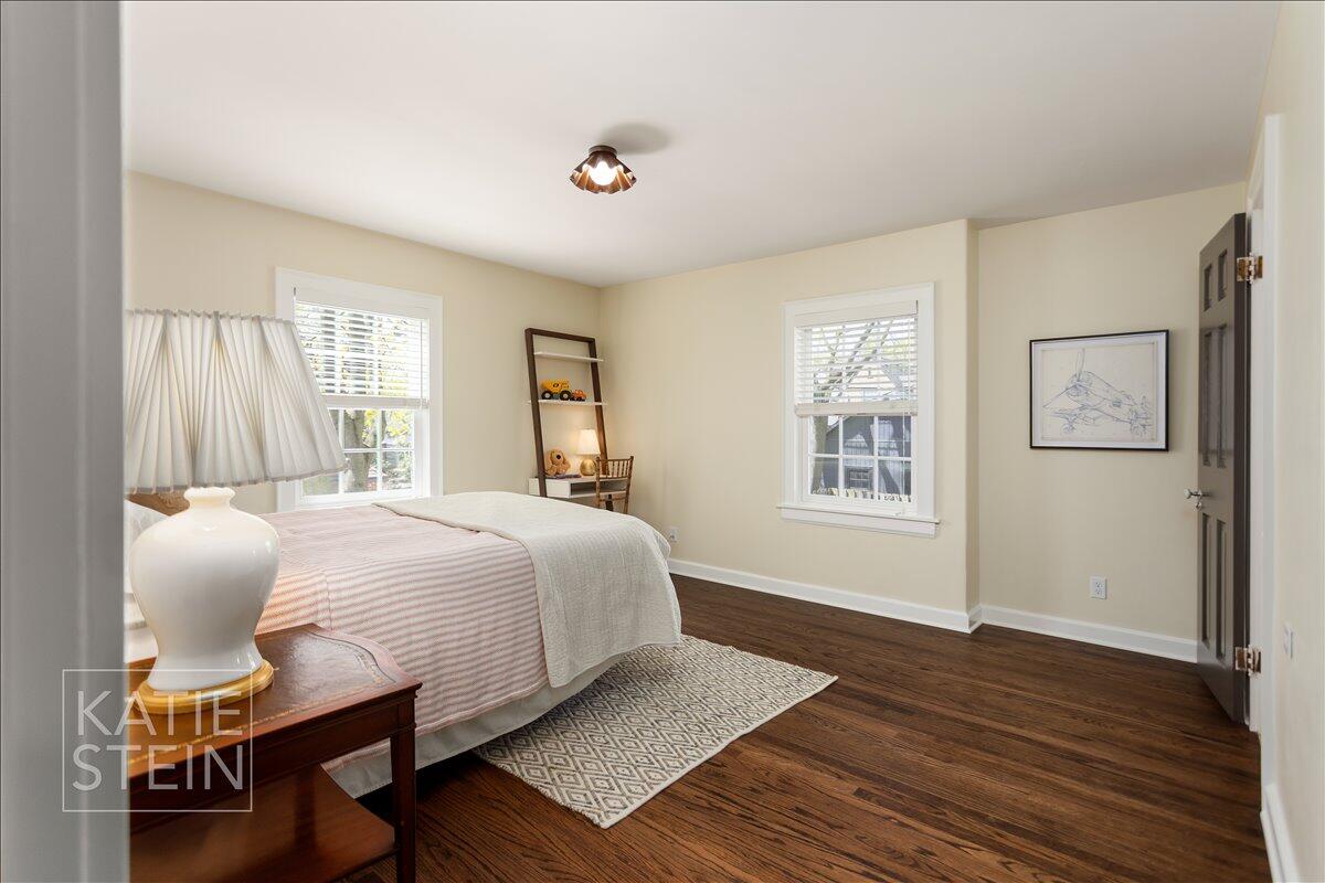 833 Gladstone Drive SE Grand Rapids MI 49506