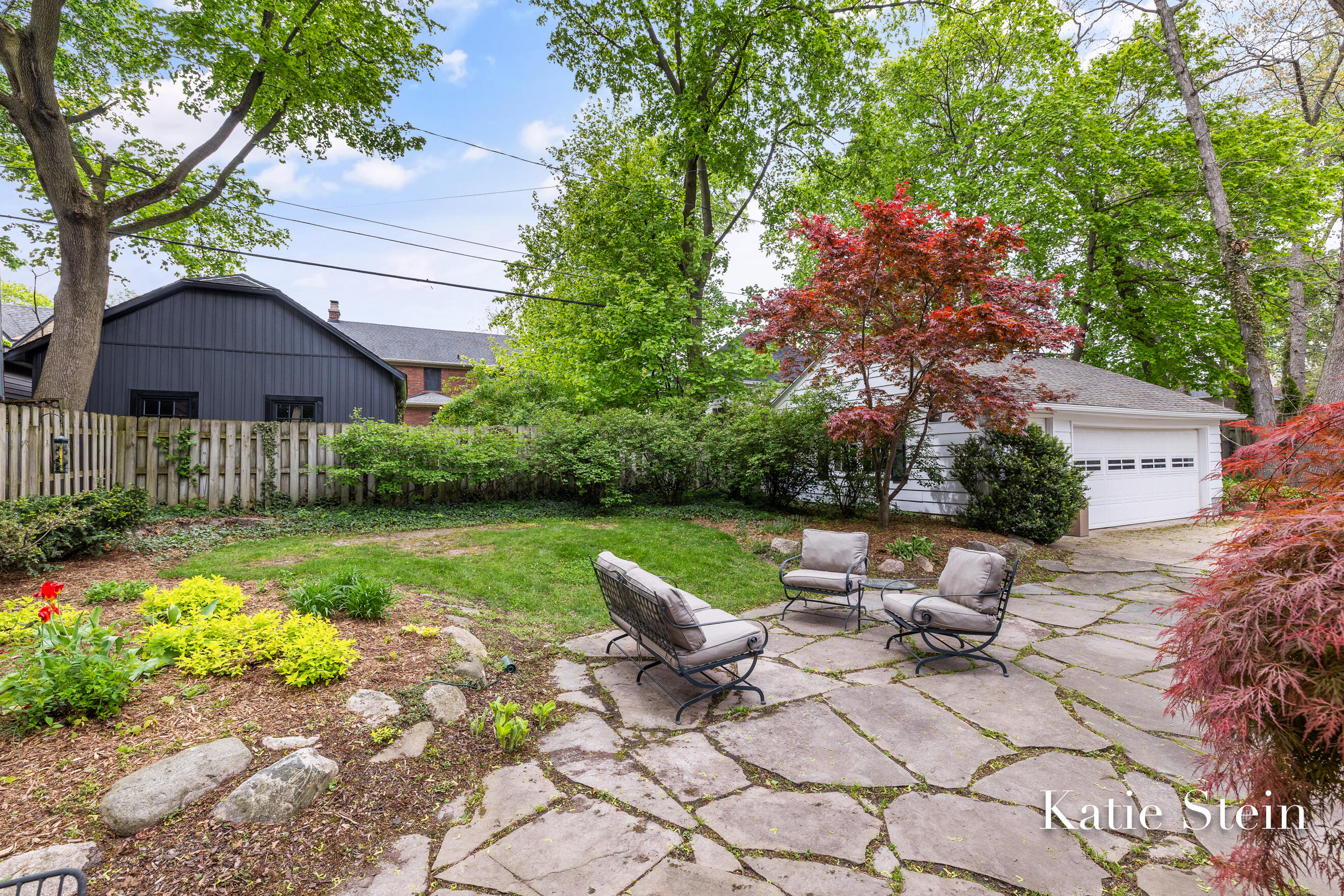 833 Gladstone Drive SE Grand Rapids MI 49506