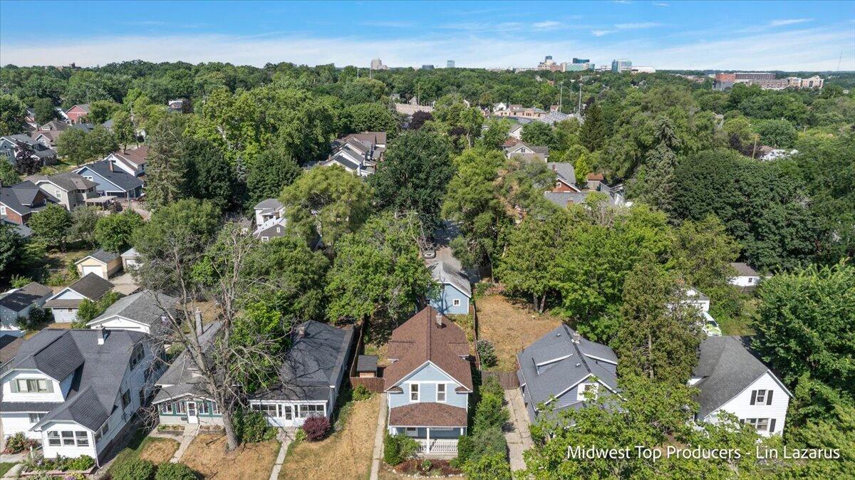 125 Mack Avenue NE Grand Rapids MI 49503