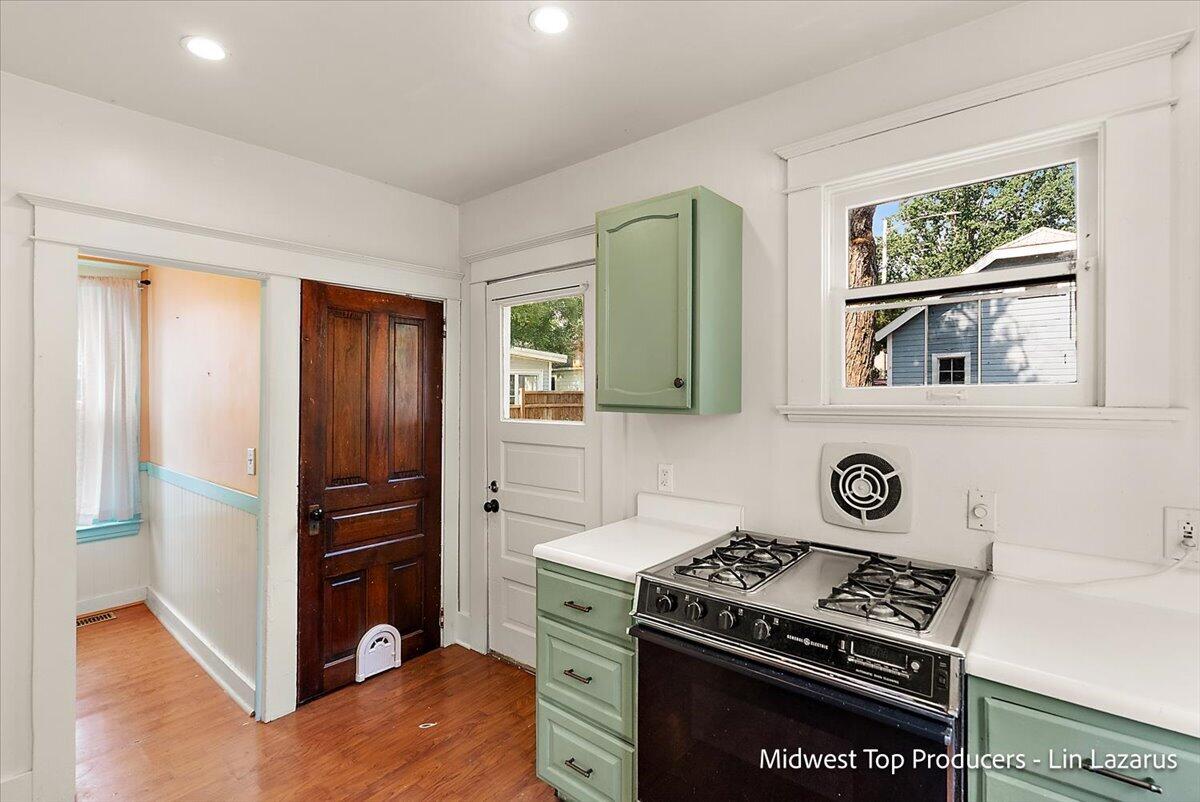 125 Mack Avenue NE Grand Rapids MI 49503