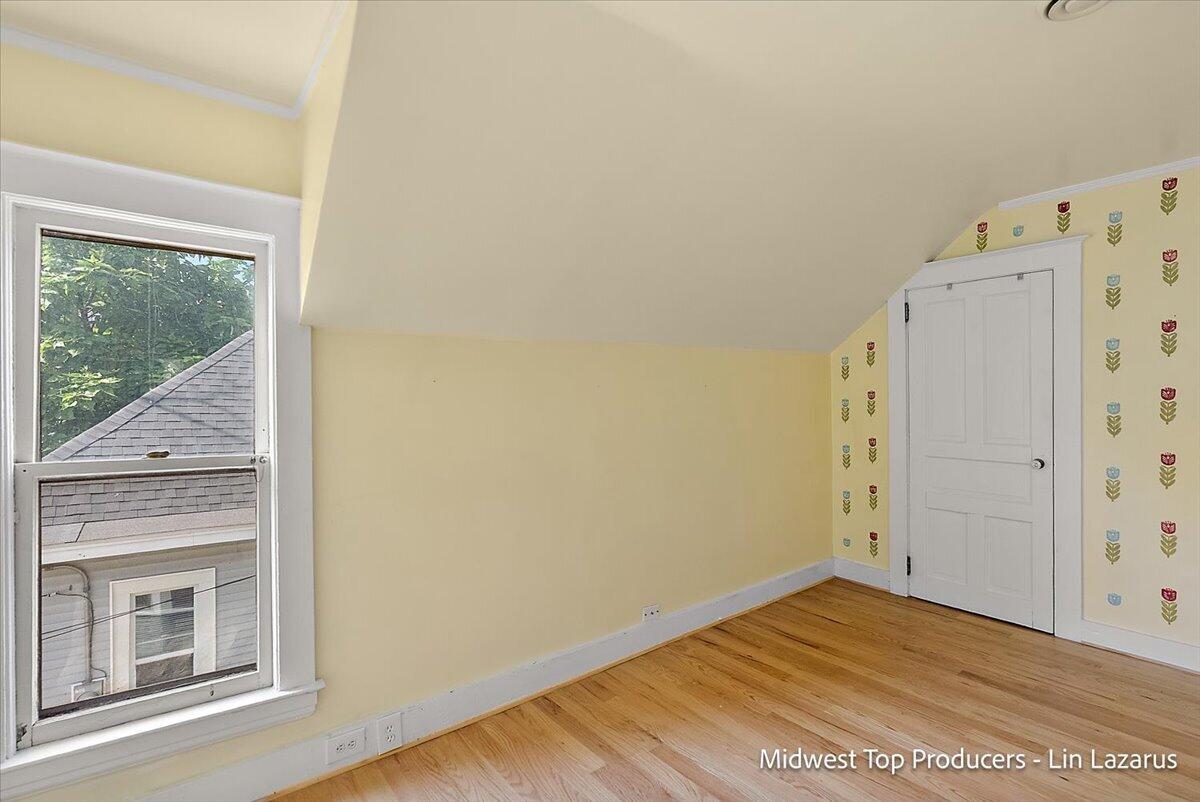 125 Mack Avenue NE Grand Rapids MI 49503
