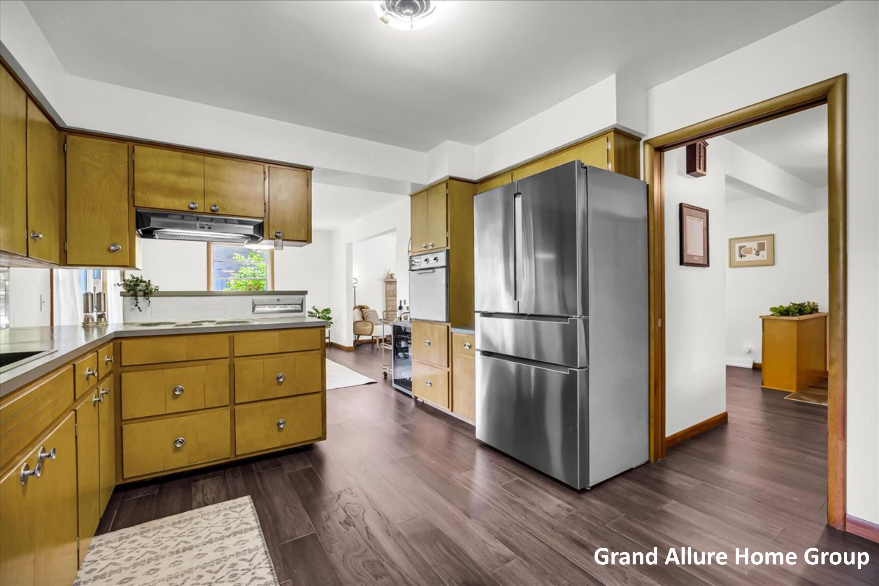 549 Sligh Boulevard NE Grand Rapids MI 49505