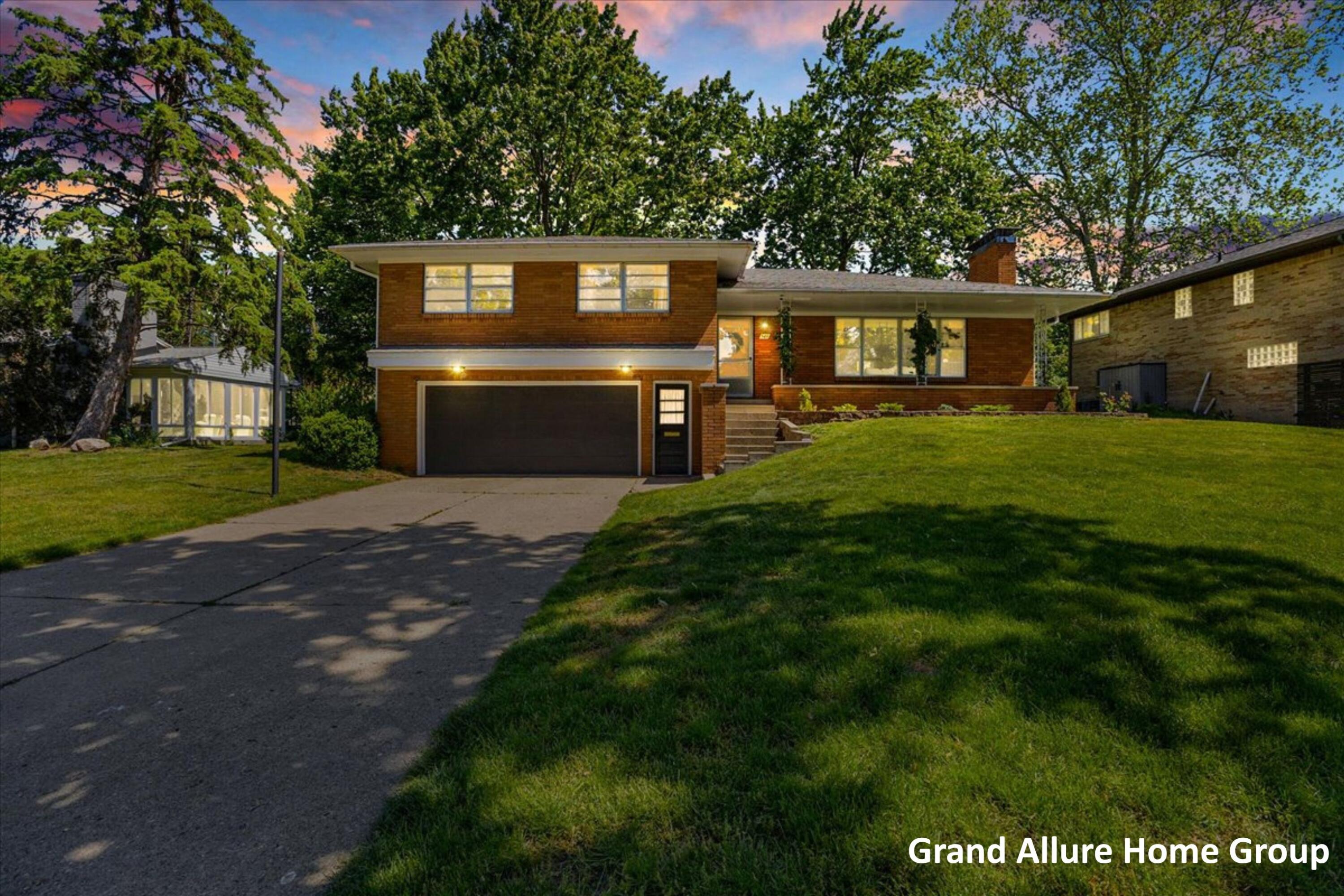 549 Sligh Boulevard NE Grand Rapids MI 49505
