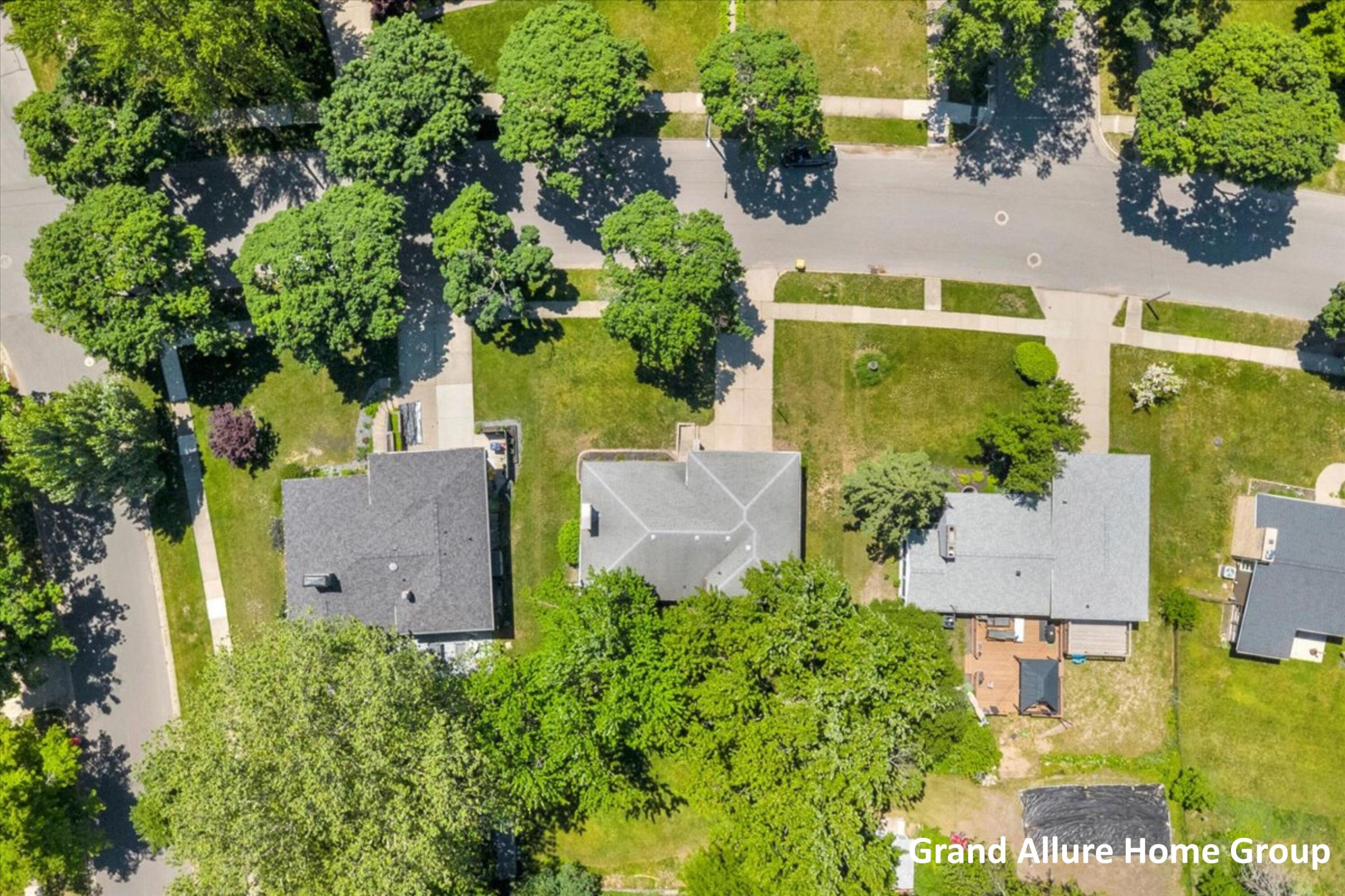 549 Sligh Boulevard NE Grand Rapids MI 49505