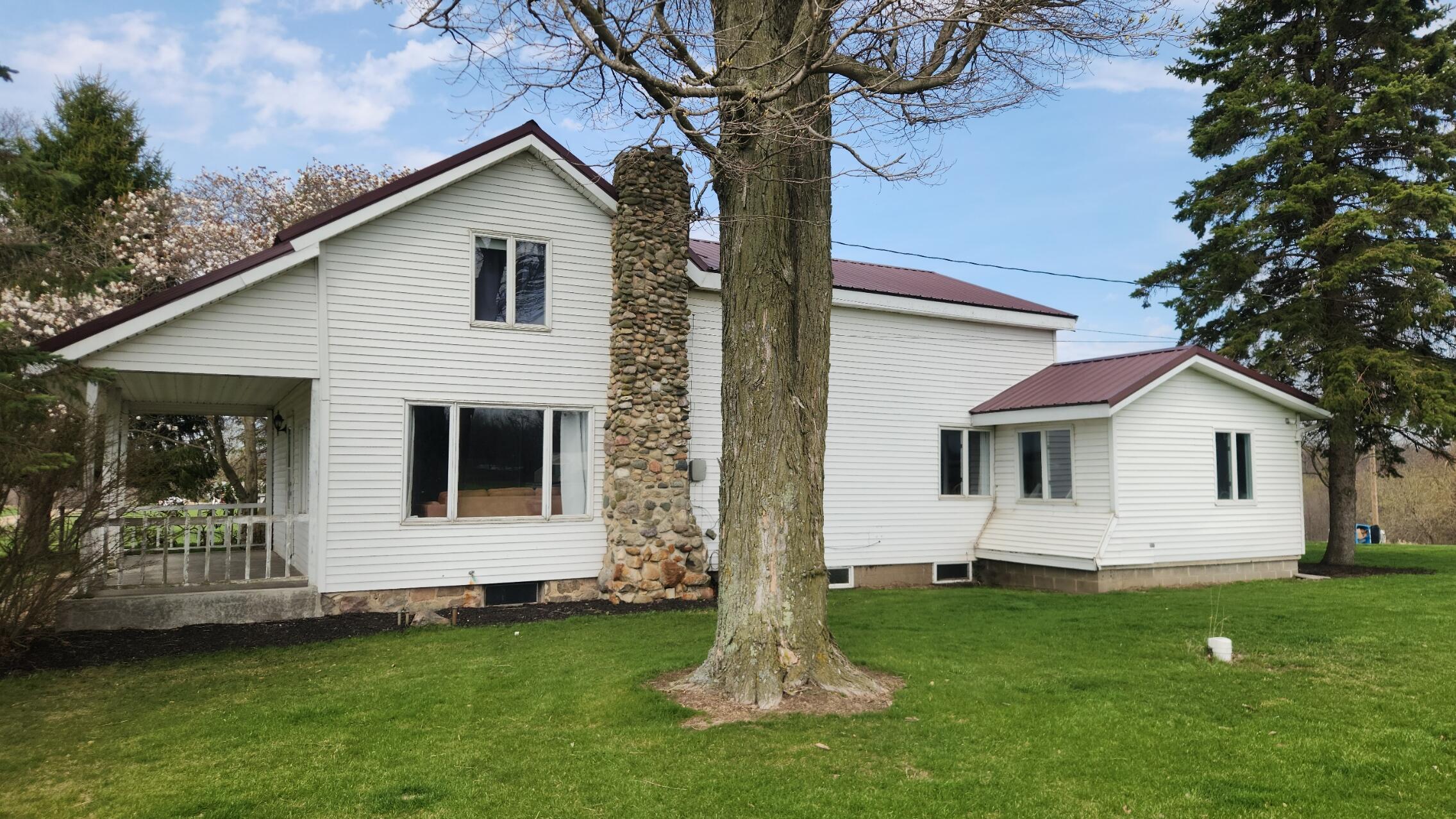 59757 White Temple Road Vandalia MI 49095