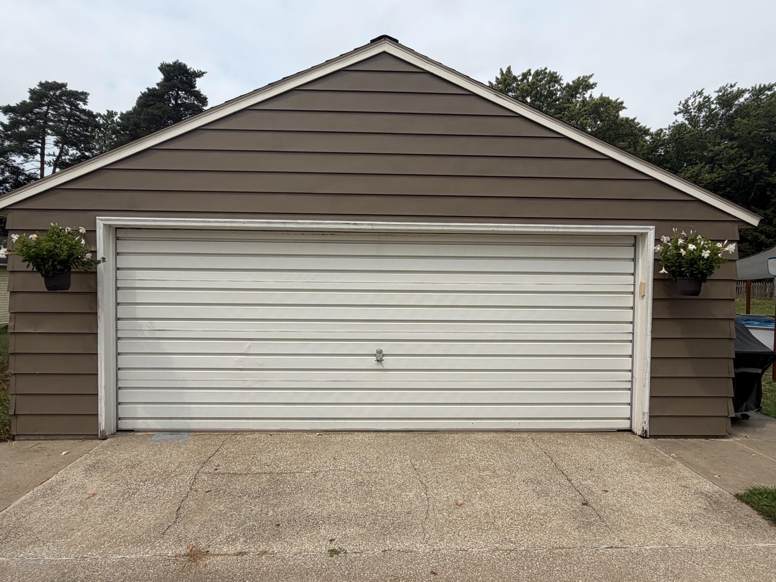 744 Aster Avenue Holland MI 49423
