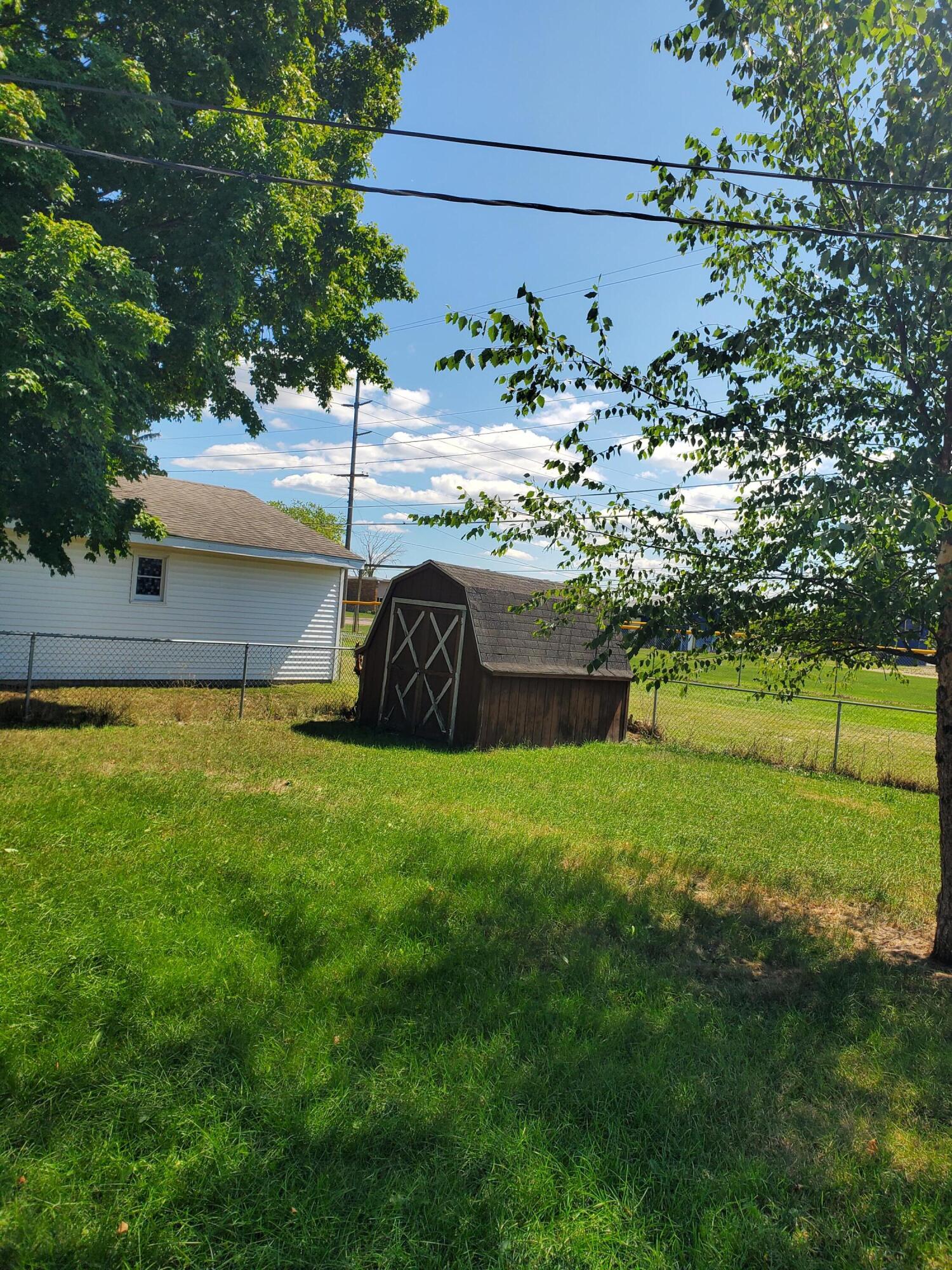 682 Waverly Drive Benton Harbor MI 49022