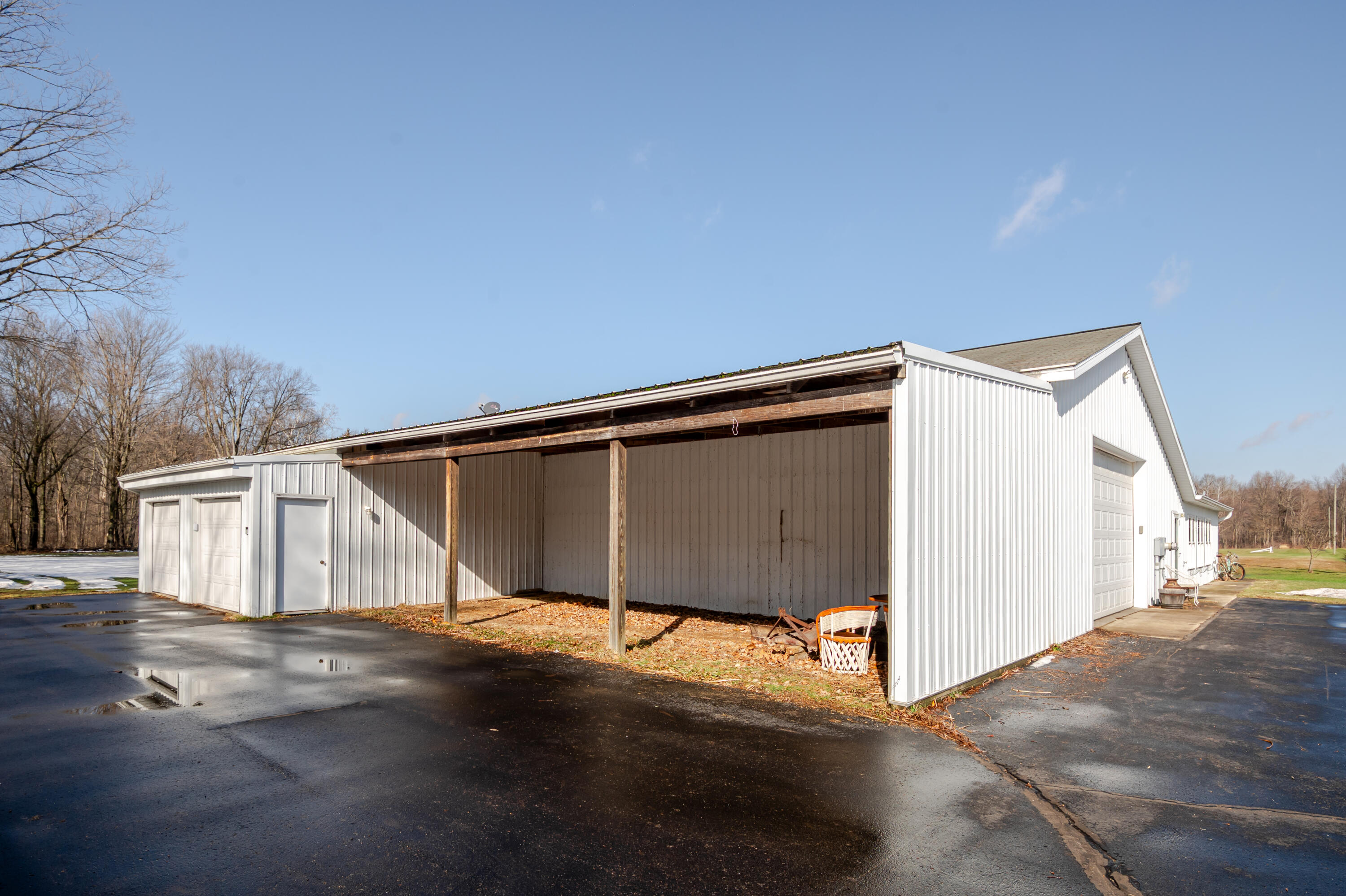31643 Frost Street Dowagiac MI 49047