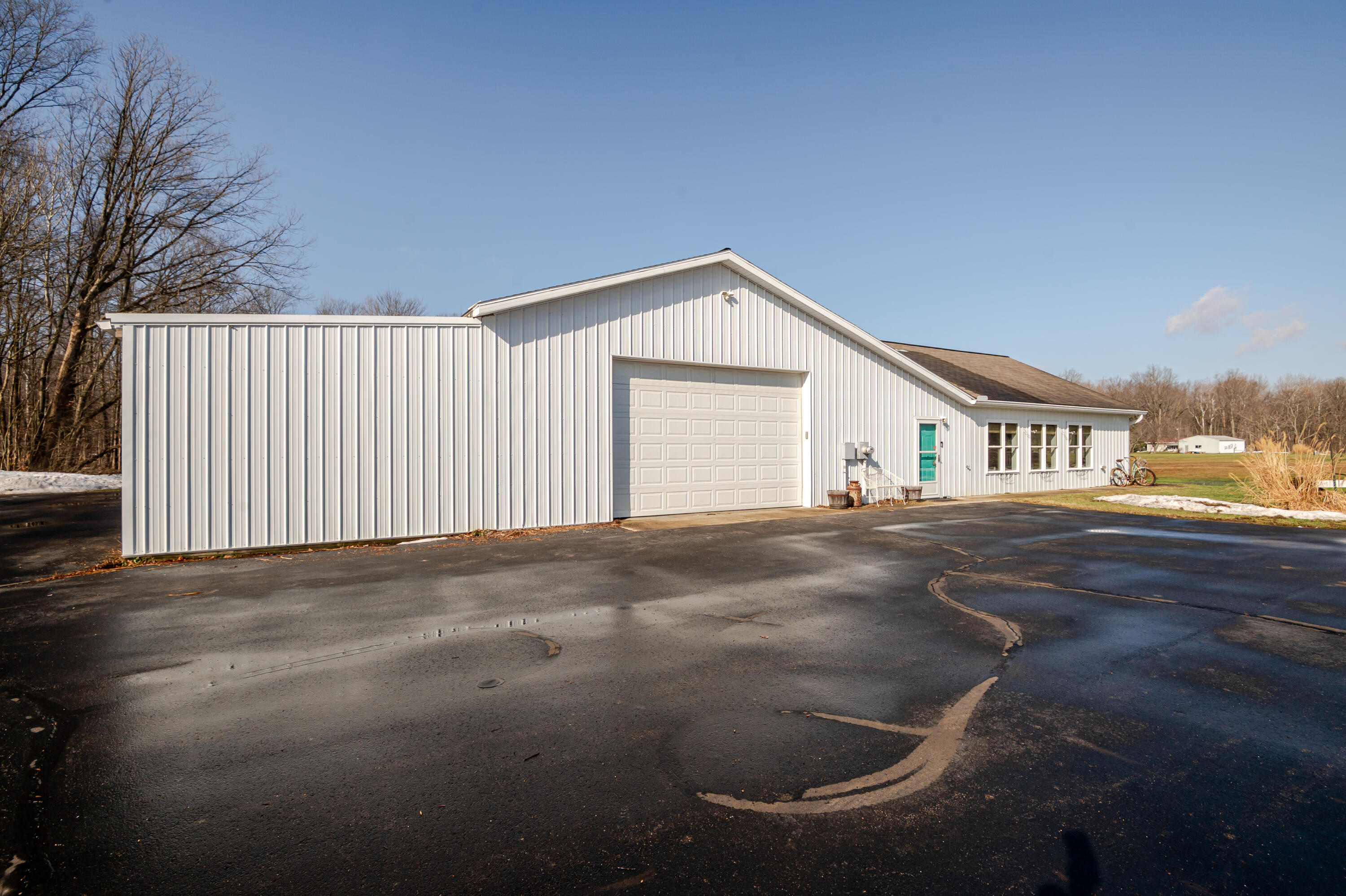 31643 Frost Street Dowagiac MI 49047