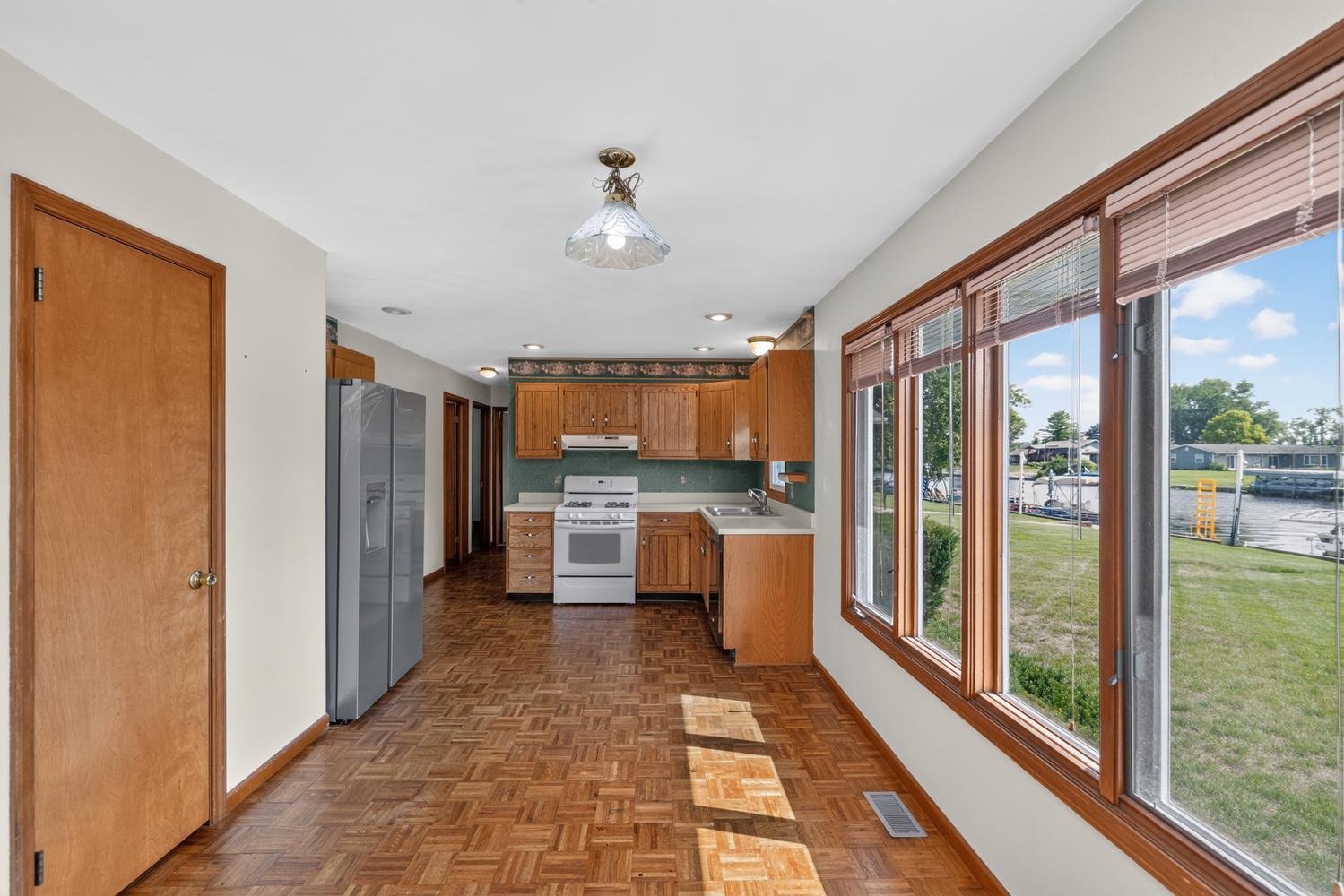 68441 N Channel Parkway Edwardsburg MI 49112